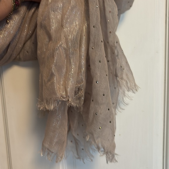 LORO PIANA beige Embroidered Cashmere & Silk Scarf - Picture 6 of 11